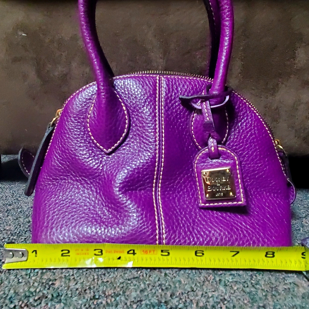 Dooney & Bourke purse